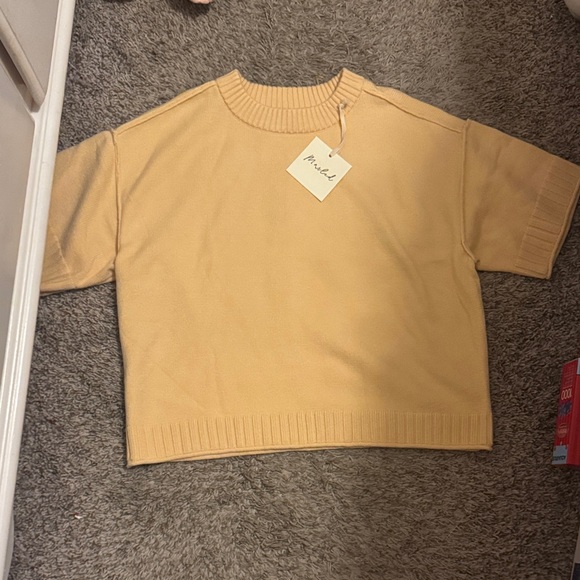 Anthropologie Sweaters - NWT Anthropologie sweater size medium